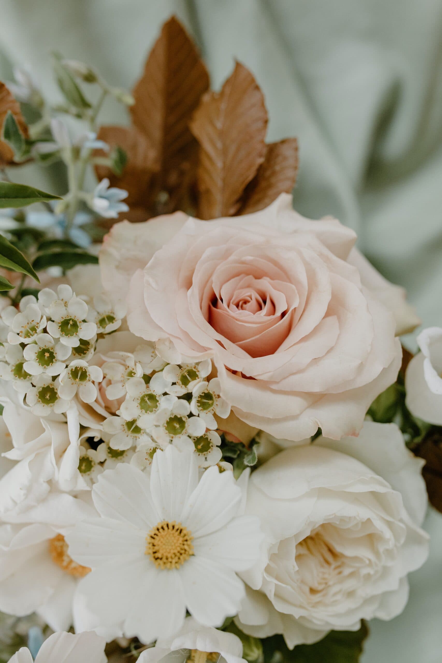 Tips for enquiring with florists for your wedding day