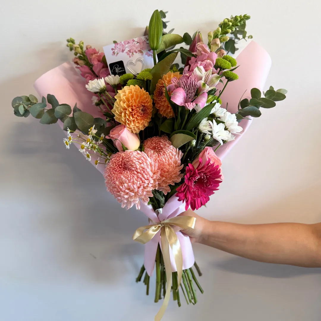 Rups Flowers & Gifts, florist in Doreen, VIC